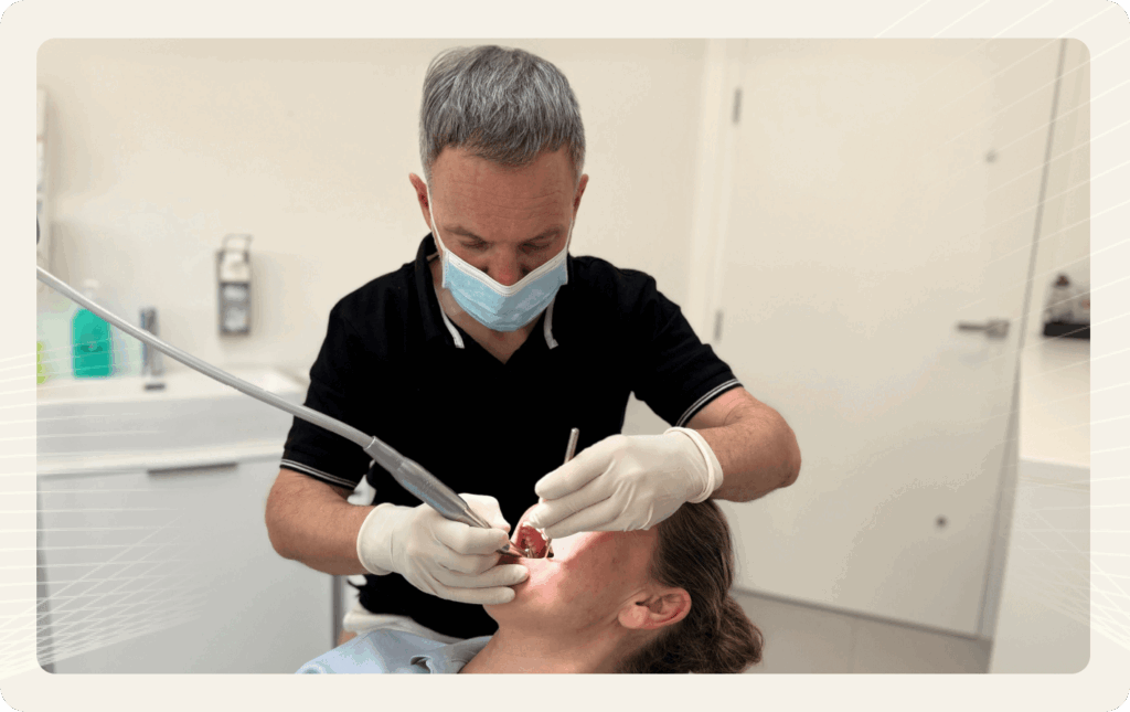 Mudr. Jiří Szostek - Sanodent